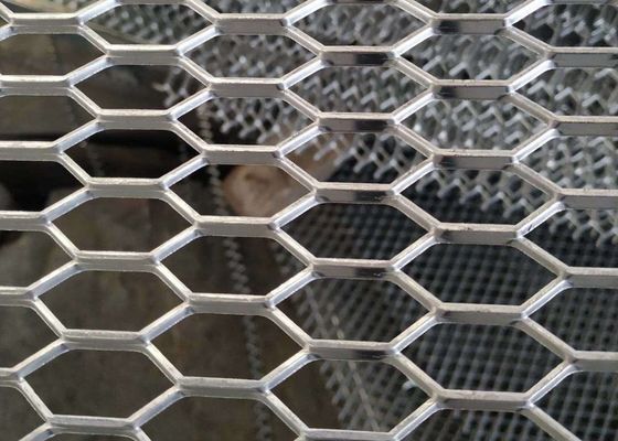 Furo sextavado o favo de mel anodizado expandiu o metal Mesh For Car Grille ISO9002