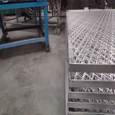 Tela de metal expandido com padrão de diamante galvanizado para malha decorativa