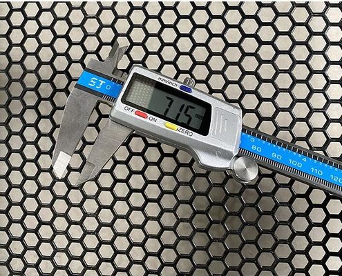Alumínio galvanizado 2 mm quadrado folha de metal perforada 4x8 pés