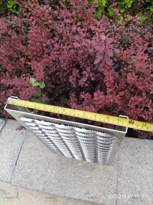 Grelha de segurança de calçada de chapa galvanizada perfurada