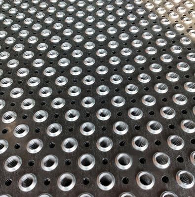 Painéis galvanizados de malha metálica de chapa perfurada para passarela de segurança