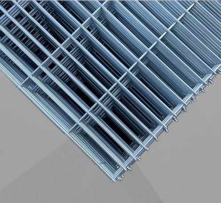 Painel de malha soldada revestida em PVC galvanizado a quente para vedação de segurança