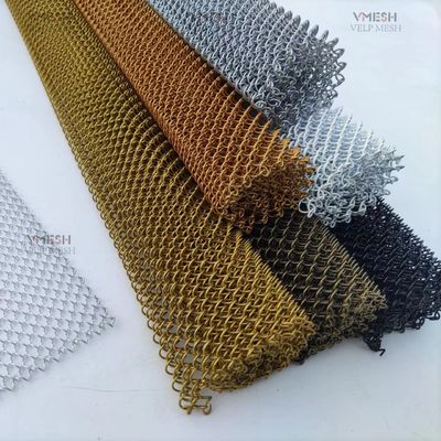 Arquitetura Drapelaria de bobinas de metal com diferentes cores para decoração