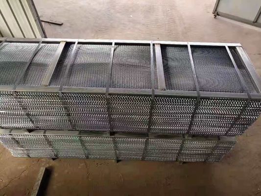 ASTM A653 Stucco Wire Mesh 27 * 96 polegadas auto-furring expandiu latão de metal