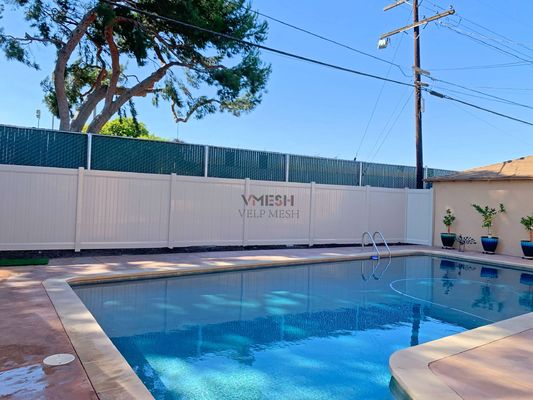 Área de piscina de pátio Vinyl Custom Fence 6x8ft