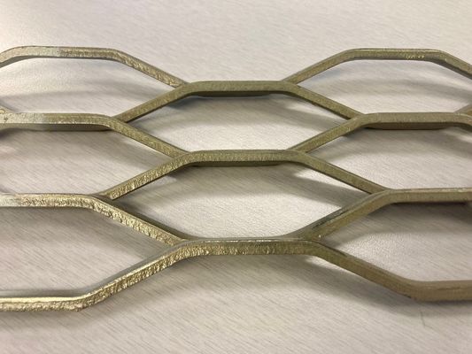 Malha de metal expandida de cor preta revestida a pó para cobertura de poço de janela externa