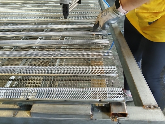 Forma de metal expandido galvanizado para vazamento de cimento em construção de piscinas