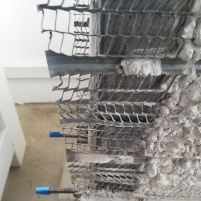 Solução de moldagem de sacrifício de costelas elevadas projetada em construção de concreto em grande escala