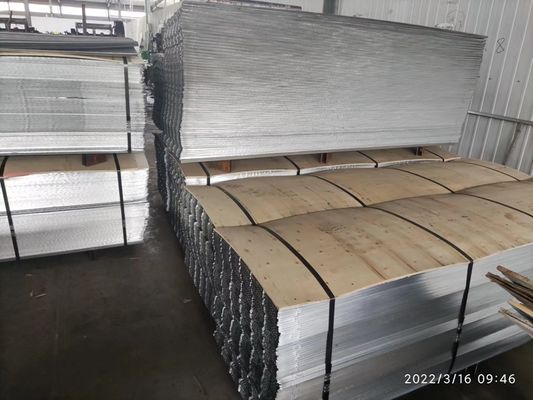 Tela metálica expandida de aço galvanizado com propriedades anticorrosivas e resistentes ao fogo para paredes internas