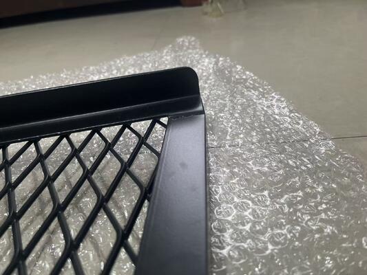 Reforçado galvanizado a quente galvanizado revestimento de janela de malha metálica expandida com suporte de peso superior