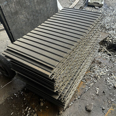 painel liso de aço inoxidável do fio da cunha do entalhe de 0.3mm para a mineração e a indústria agregada