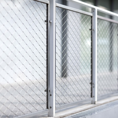 Cabo de aço inoxidável flexível Mesh Diamond Opening 100*100 Rope Mesh Fence