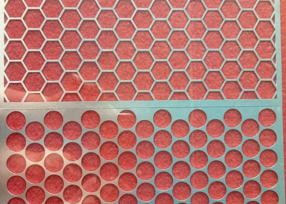 Revestimento em pó preto de alumínio Hexagonal Round Hole Speaker Grille Punching Metal Mesh