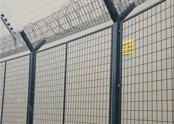 Cerca de malha de arame galvanizado com poste em Y e arame farpado 4,0mm 4,5mm