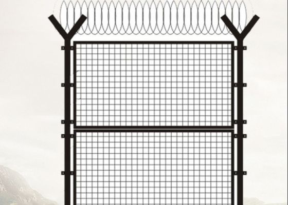 Cerca de malha de arame galvanizado com poste em Y e arame farpado 4,0mm 4,5mm
