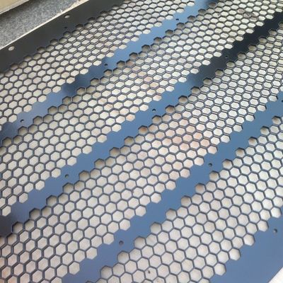 Placas metálicas perfuradas insonorizadas de calibre 16 - aço carbono, galvanizado