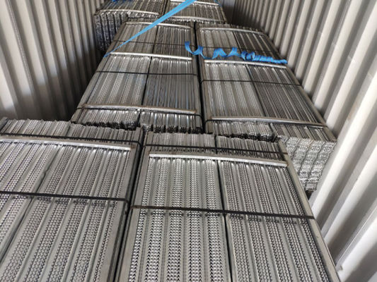 Ferramenta galvanizada de alta costeira para molduras de estuco 0,45m x 2m