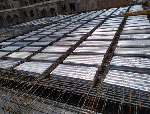 Tornos de aço galvanizado para molduras de betão e reboco