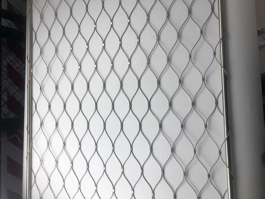 Rede de corda de aço inoxidável de oxidação preta 50 * 50mm abertura para proteção de segurança