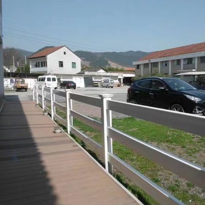 vedação de vinil exterior 1,5 * 2,5m vedação de trilhos de plástico de cor branca