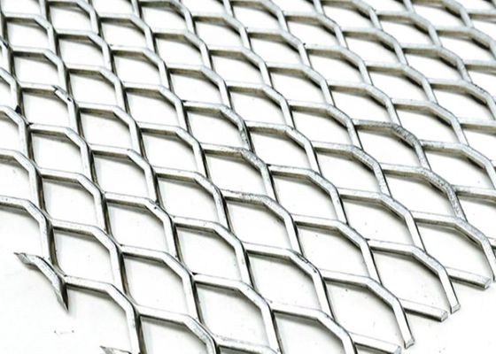 As etapas da passagem galvanizaram a folha expandida 4.5mm do metal 4x8 5.0mm para revestimento do reboque