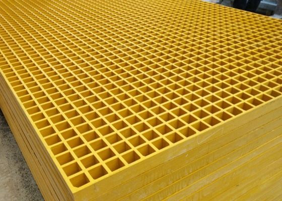 Gratings solares verdes amarelos do assoalho da passagem 1220*3660mm 1220*2440mm FRP do telhado da fibra de vidro