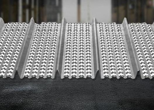 Distância alta galvanizada do reforço de Rib Formwork For Concrete 90mm do metal