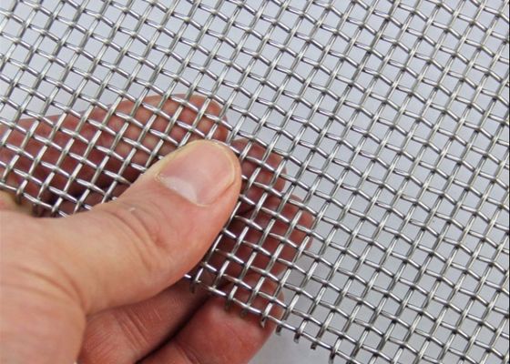 430 310S frisaram o alcaloide tecido do furo da rede de arame 30mm*30mm resistente