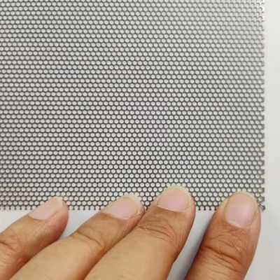 Os 304 0,5 milímetros de aço inoxidável perfuraram tela de filtro redonda da grade do metal do furo da folha a micro