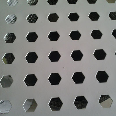 A malha 1000x2000mm da decoração perfurou a espessura de alumínio dos painéis 0.3mm